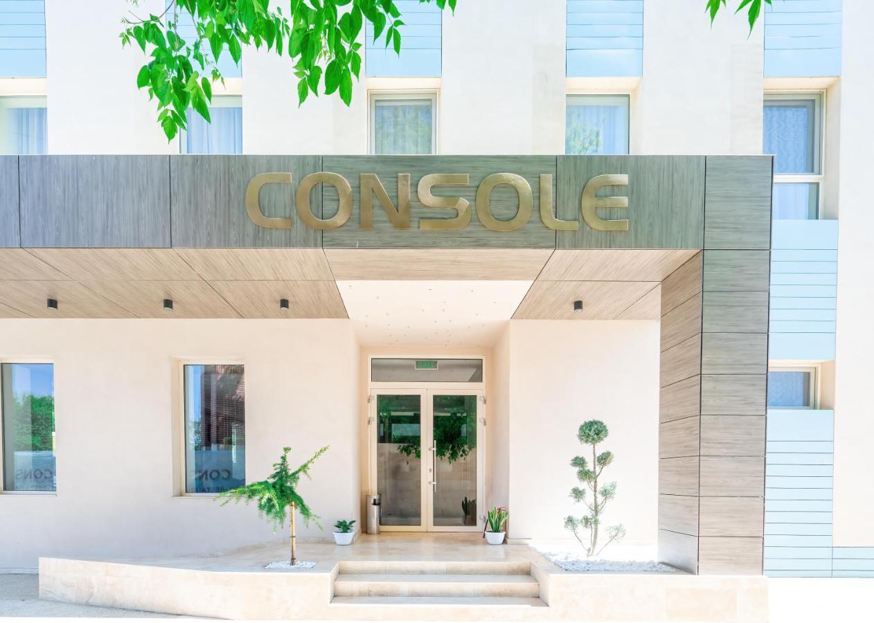 Hotel Console Слобозия Экстерьер фото